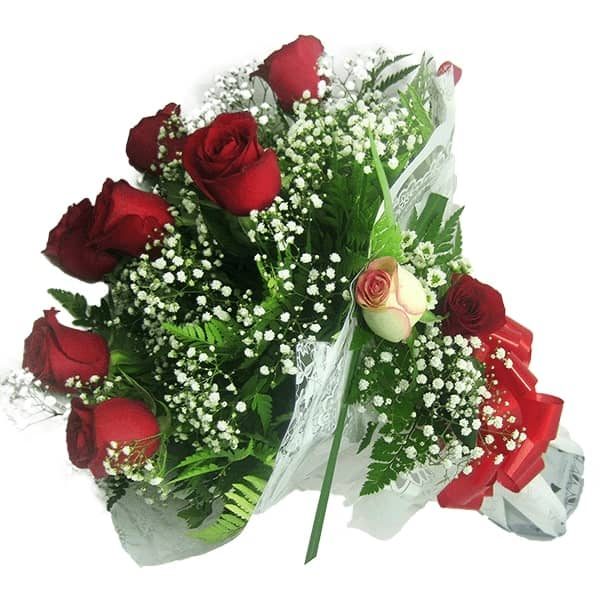 Buquê Amor com 7 Rosas Inclinado